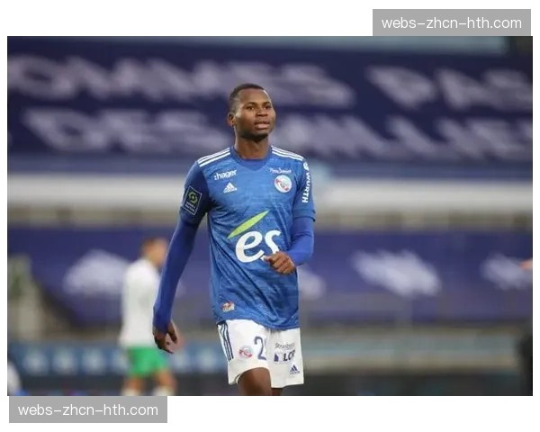 赛后述评：斯特拉斯堡年轻中场表现亮眼，被视为未来核心